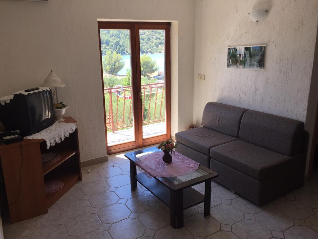 Apartments Davor Jadrtovac Экстерьер фото